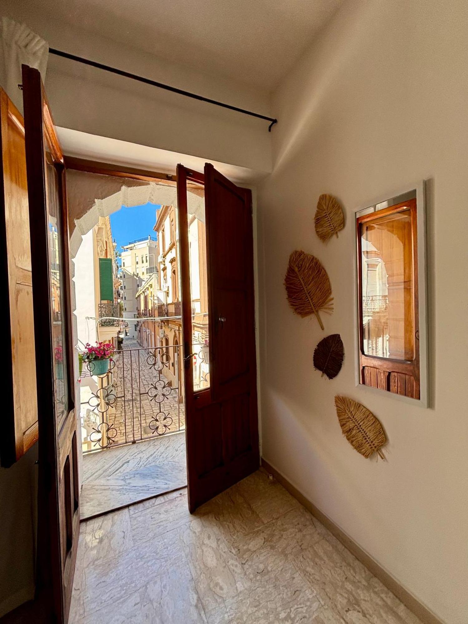 Apartament La Pergola Del Centro Brindisi Zewnętrze zdjęcie